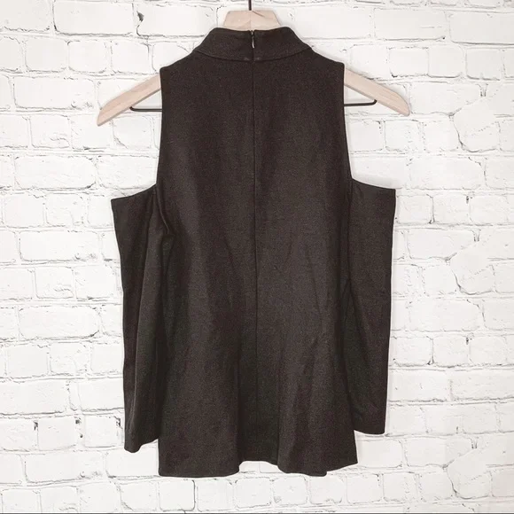 L’AGENCE Sasha Ponte Cold Shoulder Top Black Size Small NWT